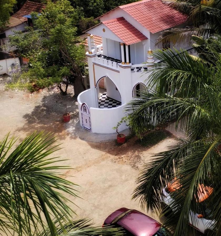 Meena Mahal Cottage Kāraikkudi Exterior photo